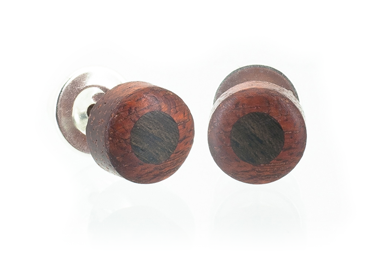 Wood round shaped earrings. Made in Bloodwood.